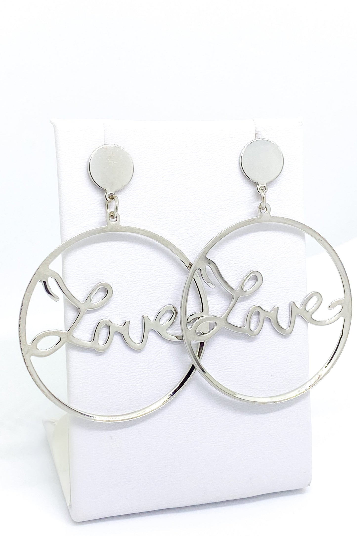 Elegant round dangle hoop earrings in silver, made from long-lasting zinc alloy, suitable for any occasion.